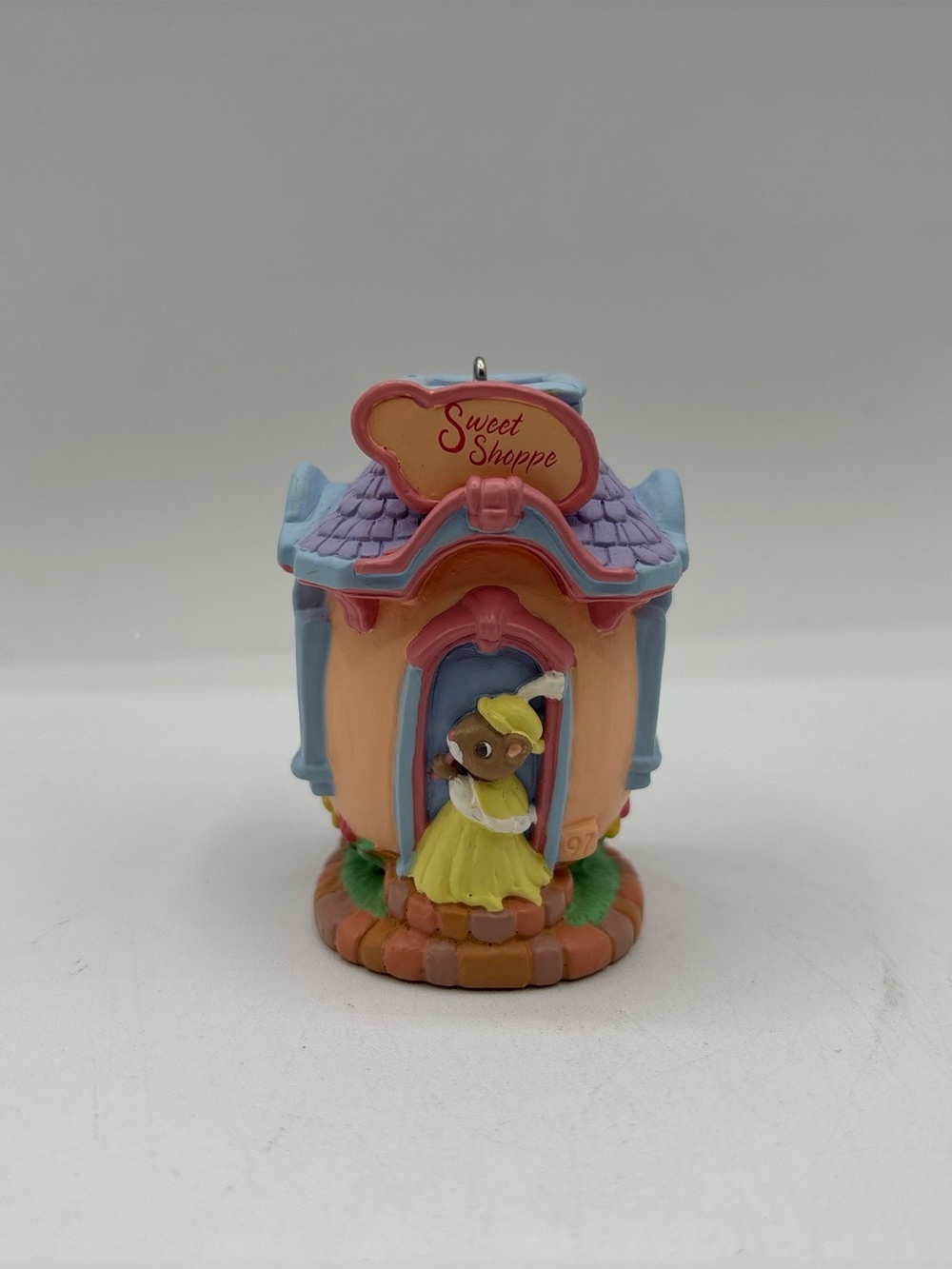 Hallmark Keepsake Ornament 1997 Vintage Apple Blossom Lane Collector’s Series